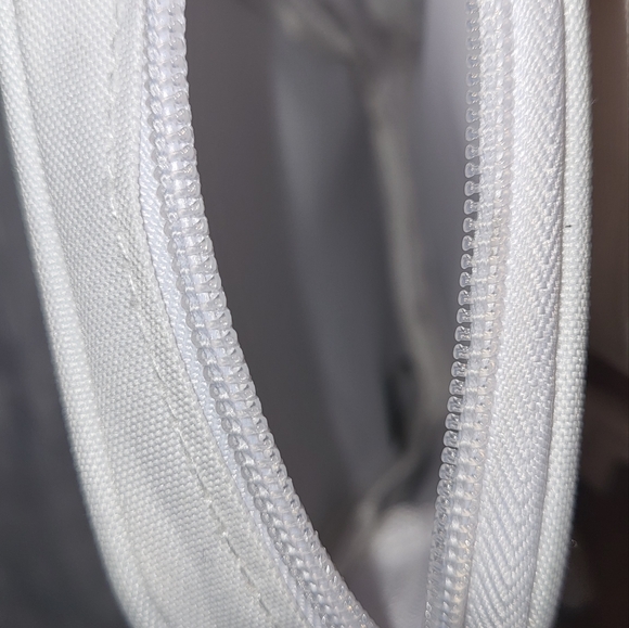 NWT Phliud Project small crossbody purse - Picture 4 of 6